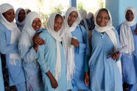 مبادرة وطنية تكشف عن أوضاع كارثية للحرب بالسودان وترفض فتح المدارس