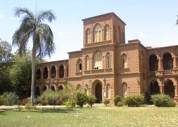 جامعة الخرطوم.. التفاصيل الكاملة لإستقالة أمين الشؤون العلمية