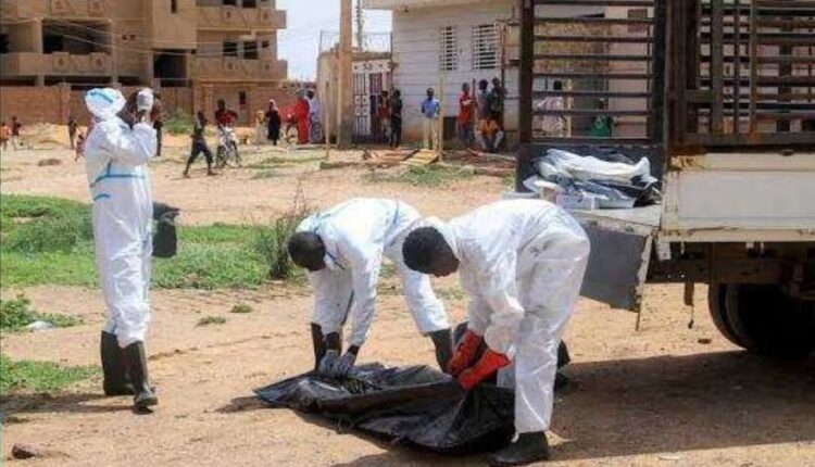 لجنة نبش ونقل رفات الحرب تواصل عملها بالخرطوم
