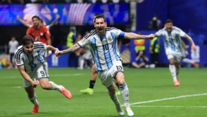 الأرجنتين تصعد لدور ربع النهائي بكأس العالم