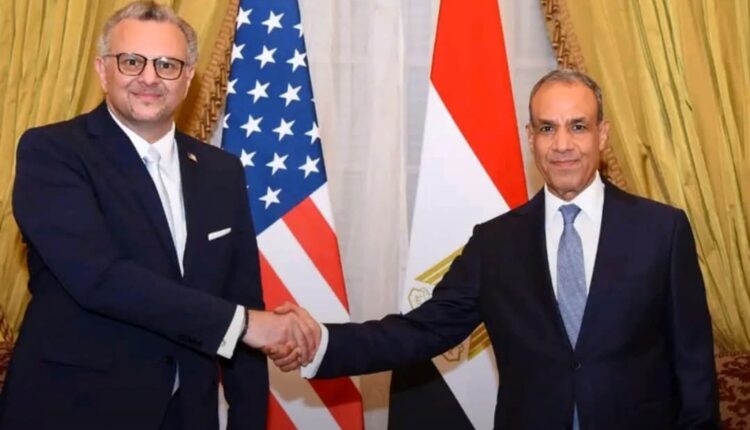 عبر اتصال هاتفي: عبدالعاطي وبولس